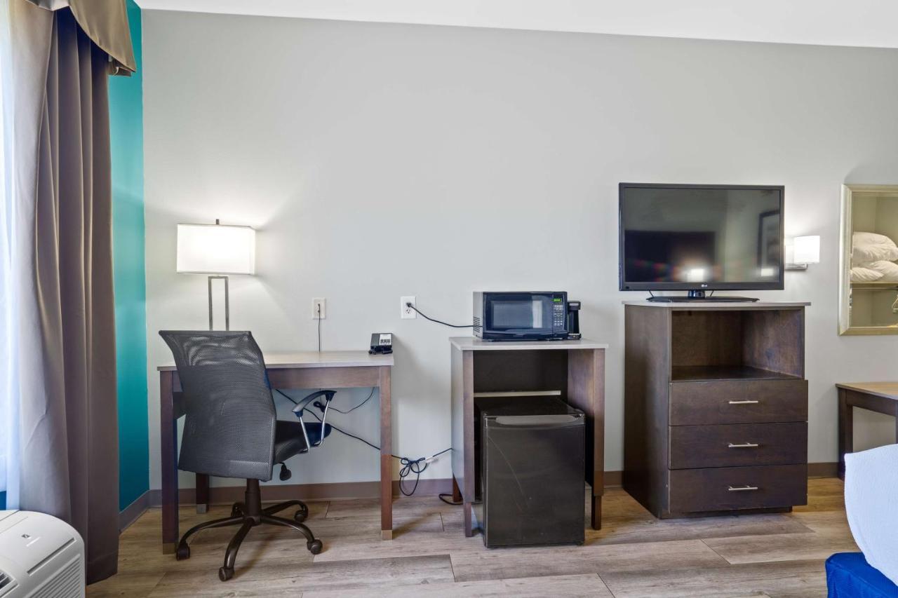 Blue Water Inn & Suites BW Signature Collection Sneads Ferry Ngoại thất bức ảnh
