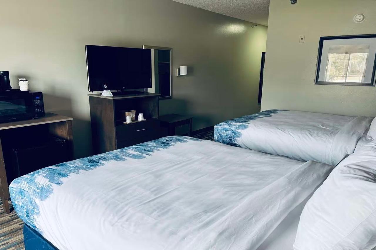 Blue Water Inn & Suites BW Signature Collection Sneads Ferry Ngoại thất bức ảnh
